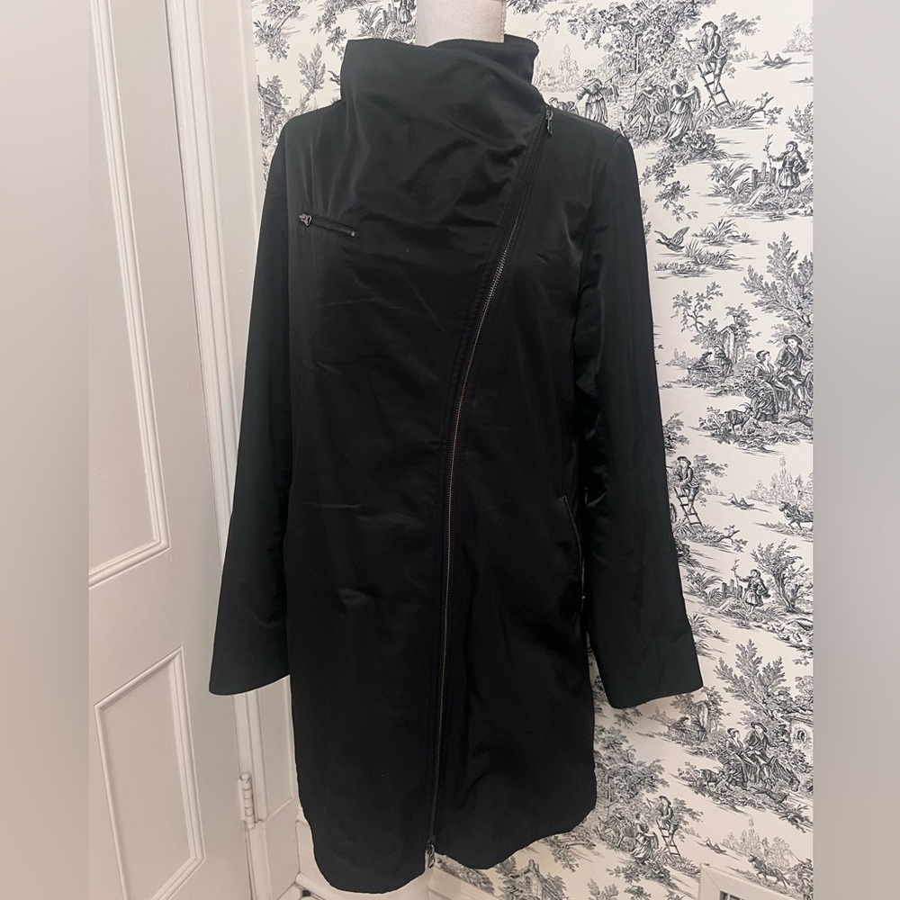 Eileen Fisher women’s water resistant fleece lined Black Asymmetrical Zip Coat L